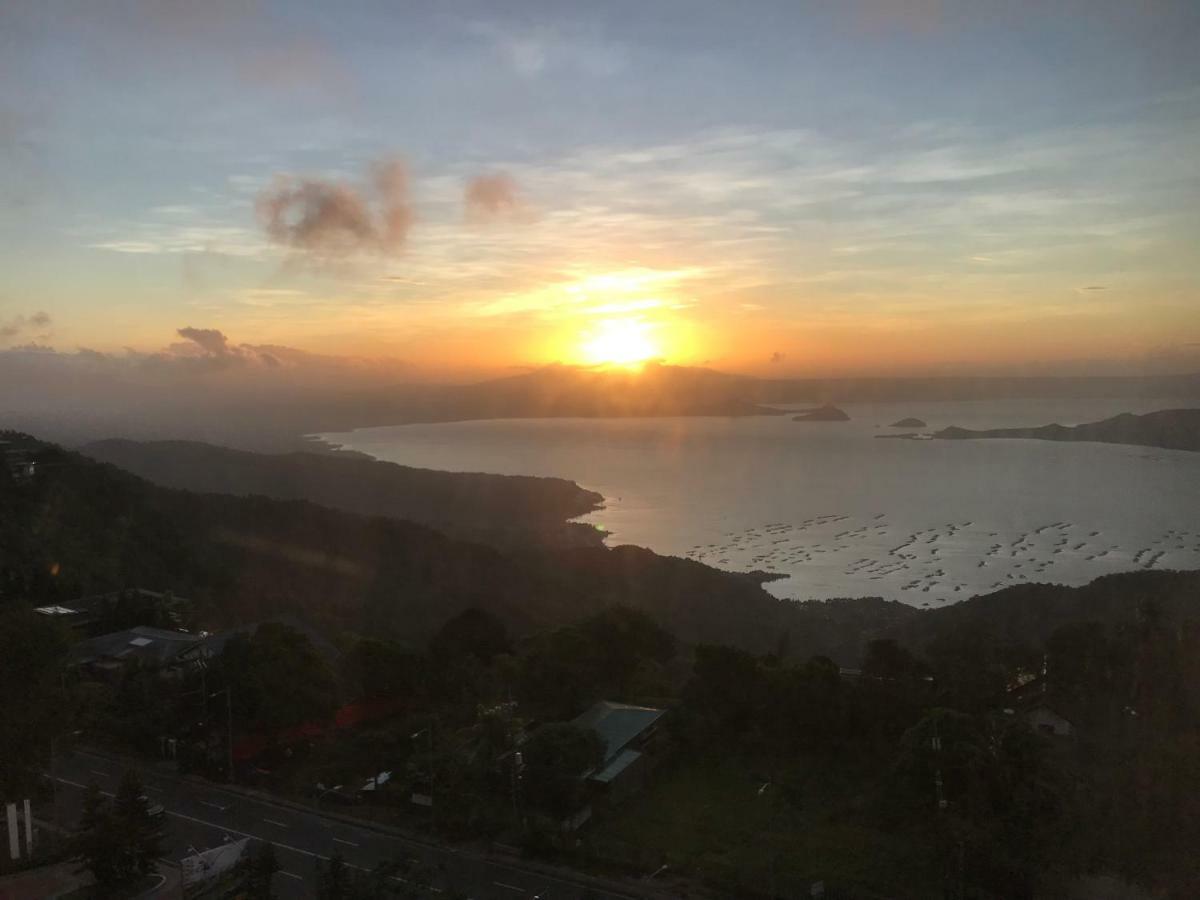 Epie'S Pad Apartment Tagaytay City Bagian luar foto